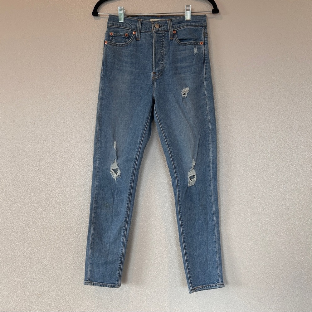Levi’s Wedgie Skinny High Rise Button Fly Distressed Jeans‎ Women's Size 25